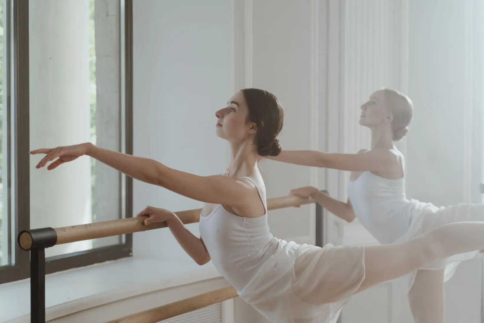 What to Expect at Your First Barre Class